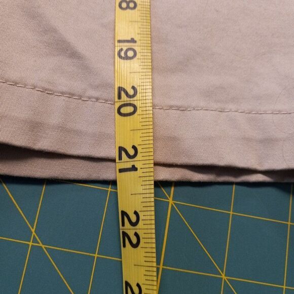 Gloria Vanderbilt Shorts - Picture 3 of 5